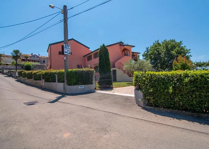 Marcella Apartmán *